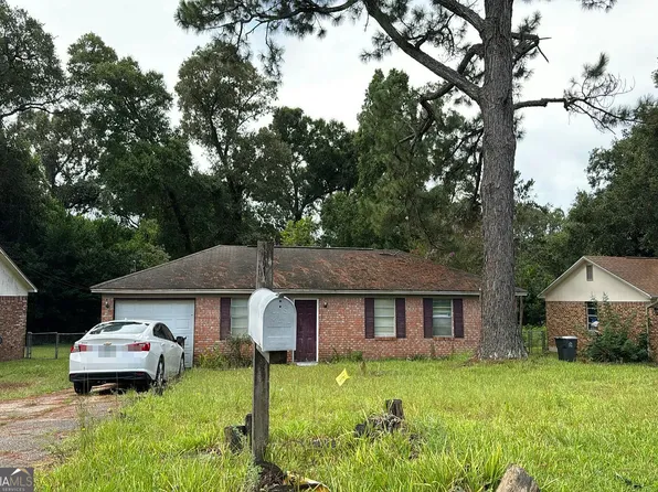 5711 Scotland Rd, Pensacola, FL 32526