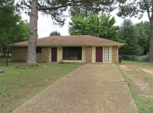 308 Lone Star Ln, Lindale, TX 75771