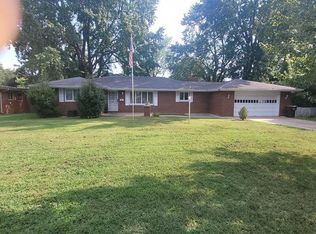 2136 E Langston St, Springfield, MO 65804