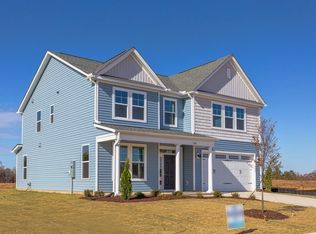 17 Winding Creek Dr, Lillington, NC 27546