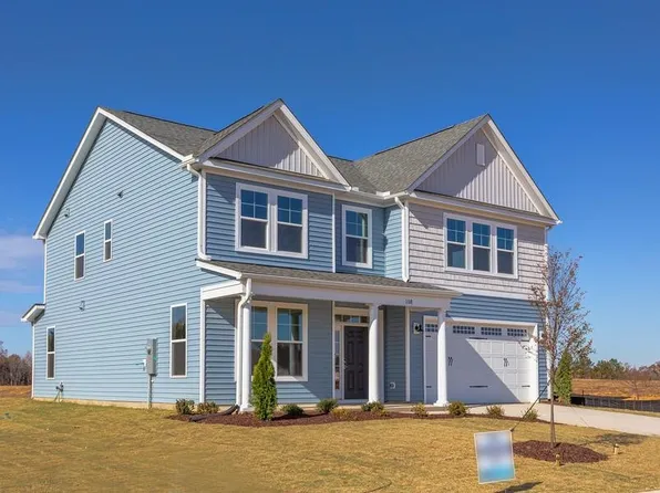 17 Winding Creek Dr, Lillington, NC 27546
