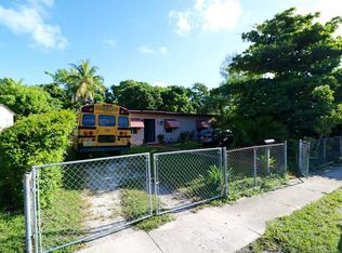 575 NW 129th St, North Miami, FL 33168