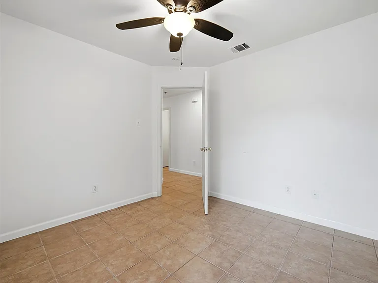 2304 Smith Branch Blvd #B — Photo 13
