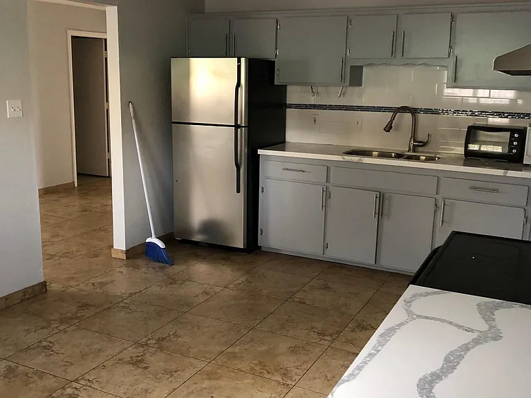 1014 S 2nd St #2 — Photo 9