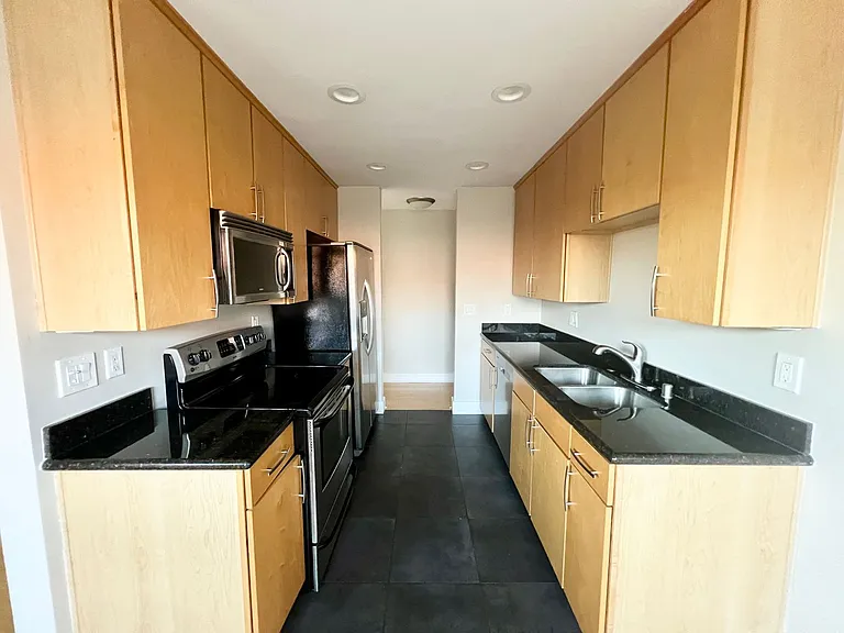 836 W Pennsylvania W #205 — Photo 8