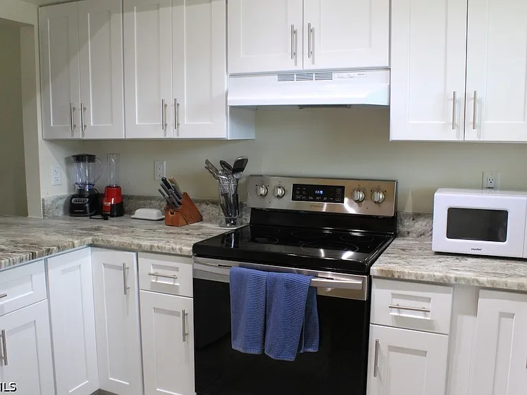 16361 Dublin Cir #203 — Photo 10