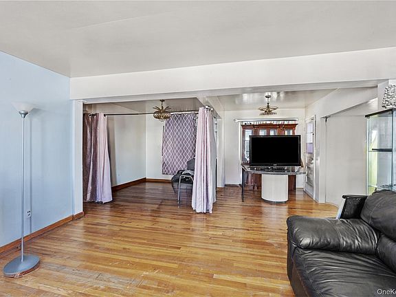 5th image of 358 Litchfield Avenue