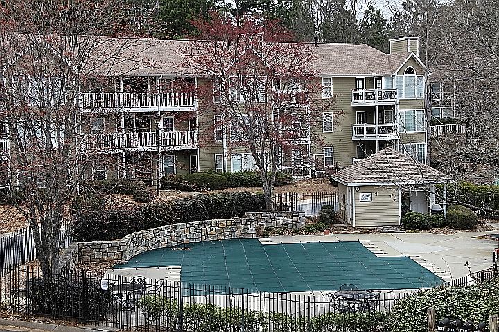 1st image of 1103 Berkeley Woods Dr