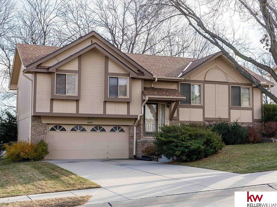 1st image of 7809 La Vista Dr