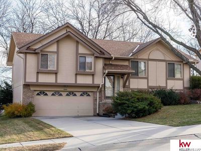 7809 La Vista Dr, La Vista, NE, 68128