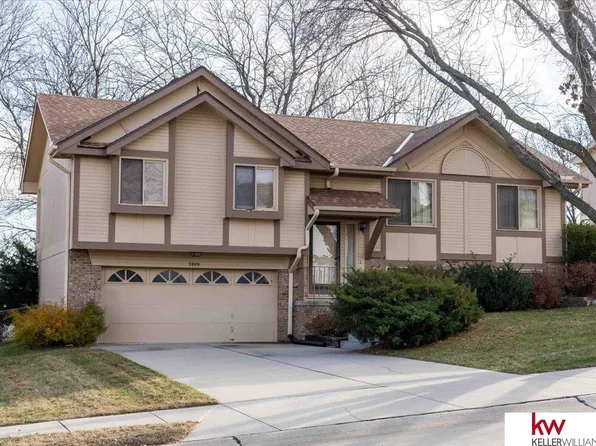 7809 La Vista Dr, La Vista, NE 68128