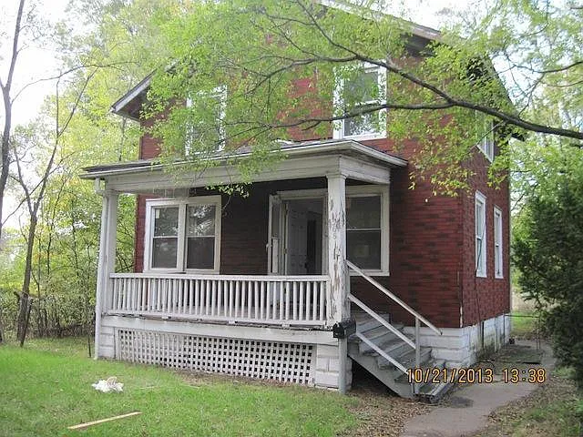 568 Ohio St photo 1