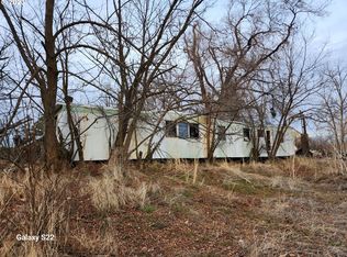 46566 Mission Rd, Pendleton, OR 97801