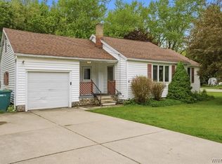 6339 May Dr, Hamburg, NY 14075