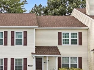 710 Briarwood Dr #B, Bethlehem, PA 18020