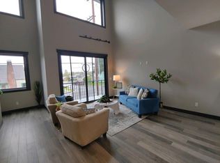 621 W Pioneer Ave #C, Montesano, WA 98563