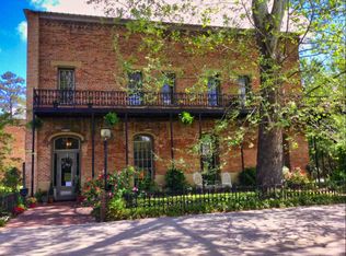 202 S Market St, Jefferson, TX 75657