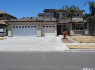 3911 Bougainvillea Dr, Ceres, CA 95307