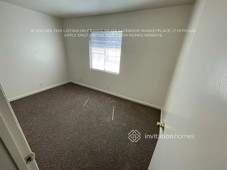 8892 Kelsey Dr — Photo 6