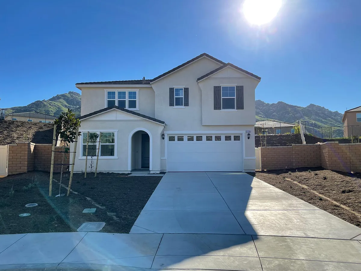 Building Photo - 21159 Broken Stone Ct