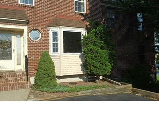 1437 Robert St, Whitehall, PA 18052