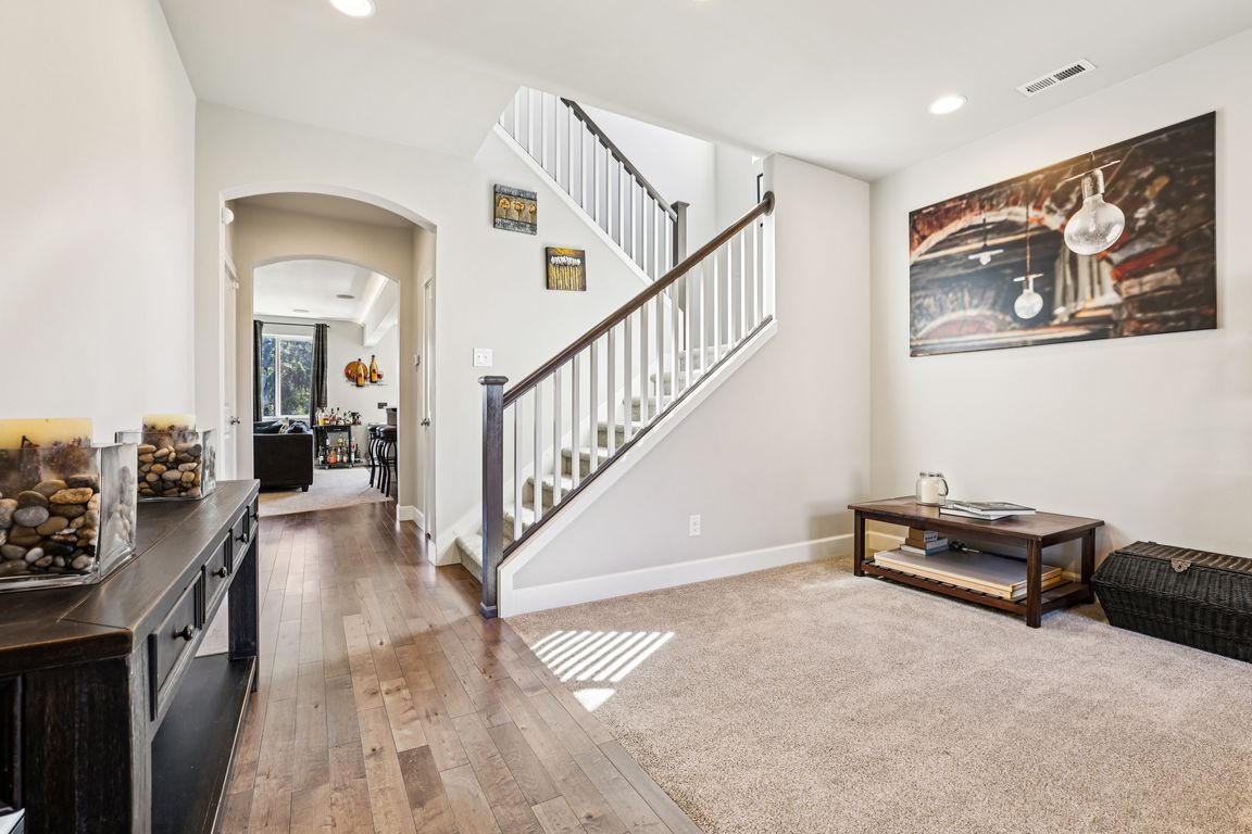 S 279th St-S1707-019.jpg