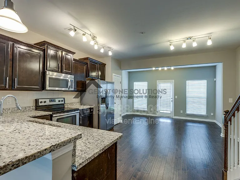 6007 Dupont Cv — Photo 14