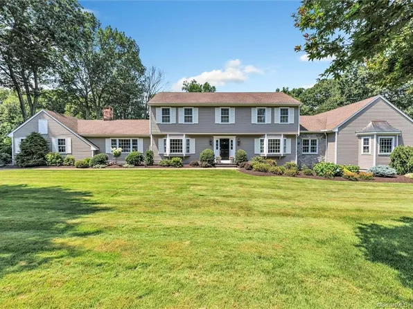 67 Cranbury Drive, Trumbull, CT 06611