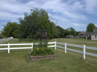 2288 Glen Oaks Circle #1, Sun Prairie, WI 53527