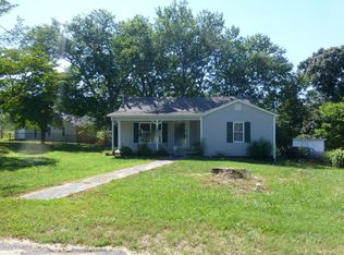 1435 Ivy St, Morristown, TN 37814