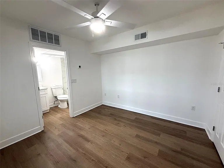 179 Medallion Blvd #C — Photo 11