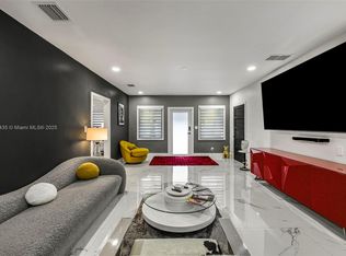 Columbia Park Corr Pl, Miami, FL 33127