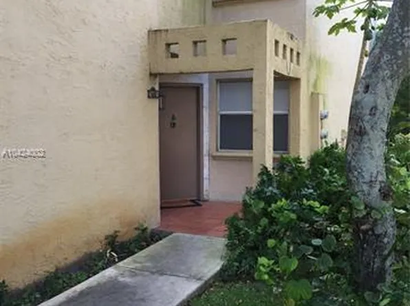 4774 NW 97th Pl #209, Doral, FL 33178