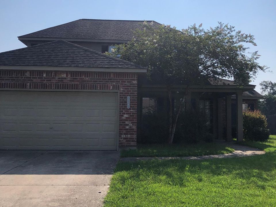 1st image of 20042 Eastwood Dr