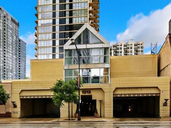 1212 N Lasalle St #1107