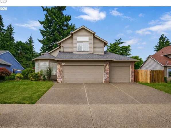 13417 Squire Dr, Oregon City, OR 97045