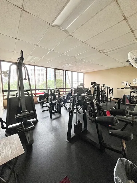 1 bed, 552 sqft, $3,000 — Photo 3