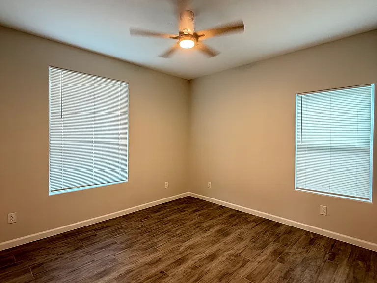 3800 Ventura Ave #2 — Photo 8