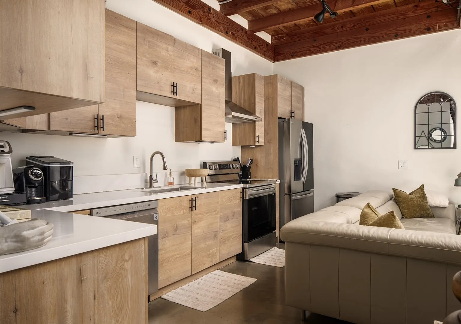 Cabin in the City - San Diego, CA — Photo 4