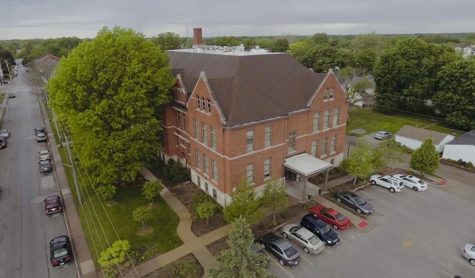 Jackson Renaissance Apartments — Photo 3