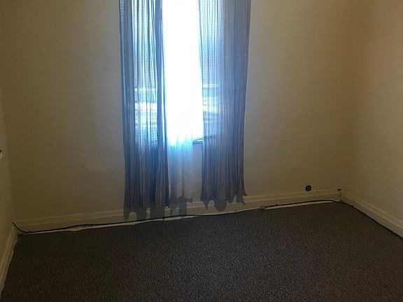 4th image of 4851 McCook Ave #2