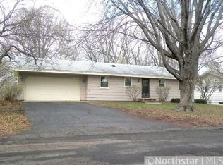 5613 Saint Michael St, Mounds View, MN 55112