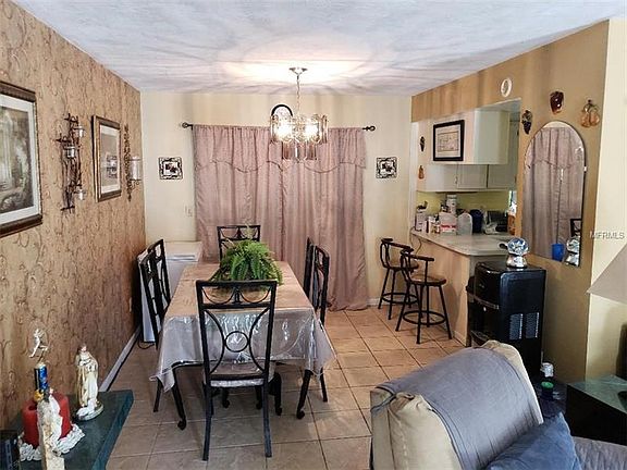 4th image of 1442 E Hancock Dr