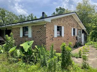 65 Cottage Hill Rd, Cantonment, FL 32533