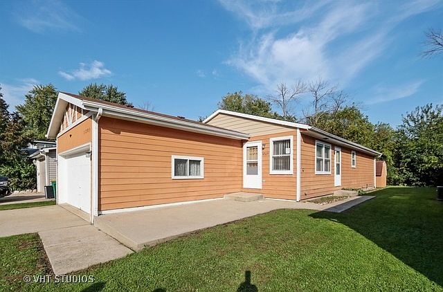 1st image of 1205 Meadowbrook Dr