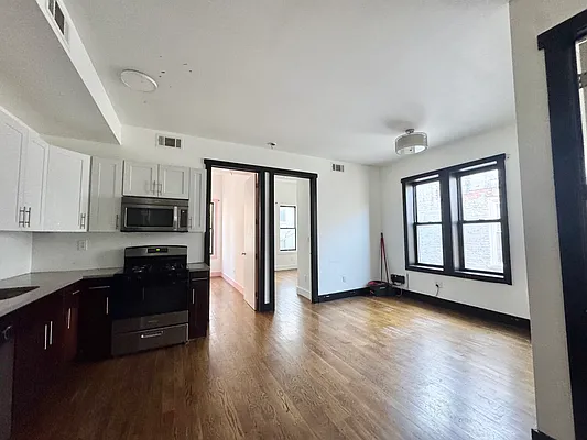 Rented by Pear NYC LLC | media 6