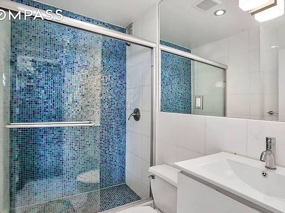 5th image of 350 W 14th St Ph F