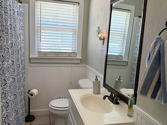 5th image of 395 Ashwood Dr