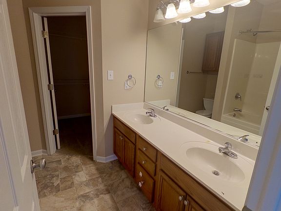 2nd image of 3009 Sunny Creek Way