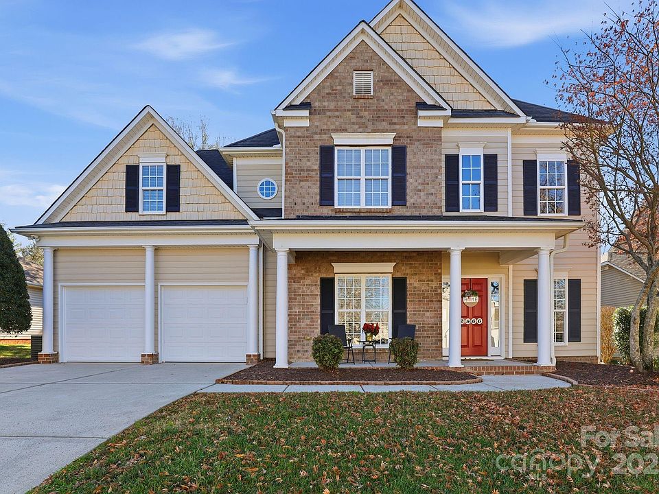 1st image of 2566 Roswell Ct NW